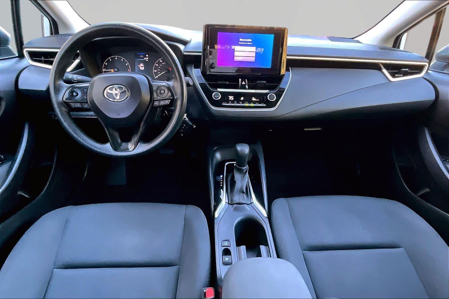 Used 2024 Toyota Corolla LE FWD image 16