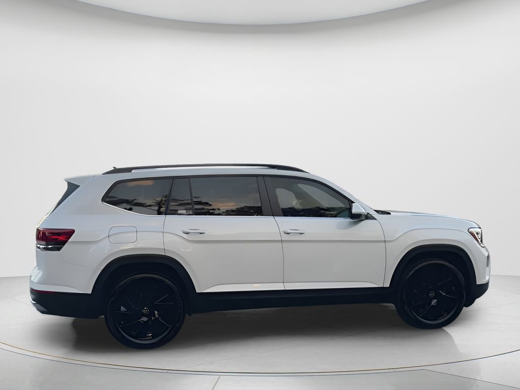 New 2026 Volkswagen Atlas SE image 9
