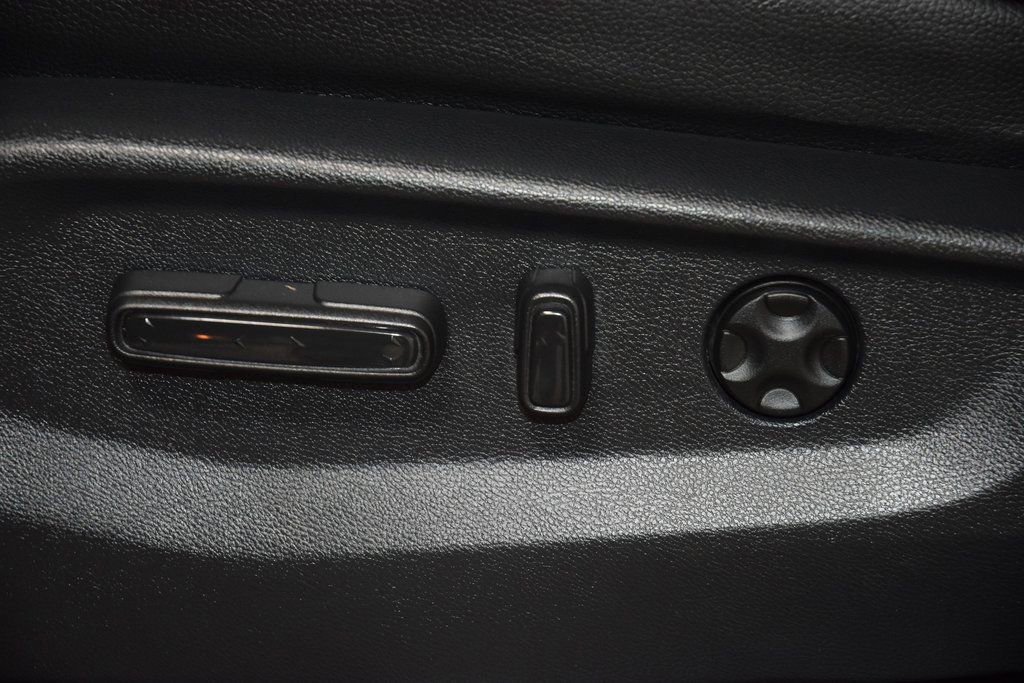 Used 2025 Honda Odyssey Elite image 38