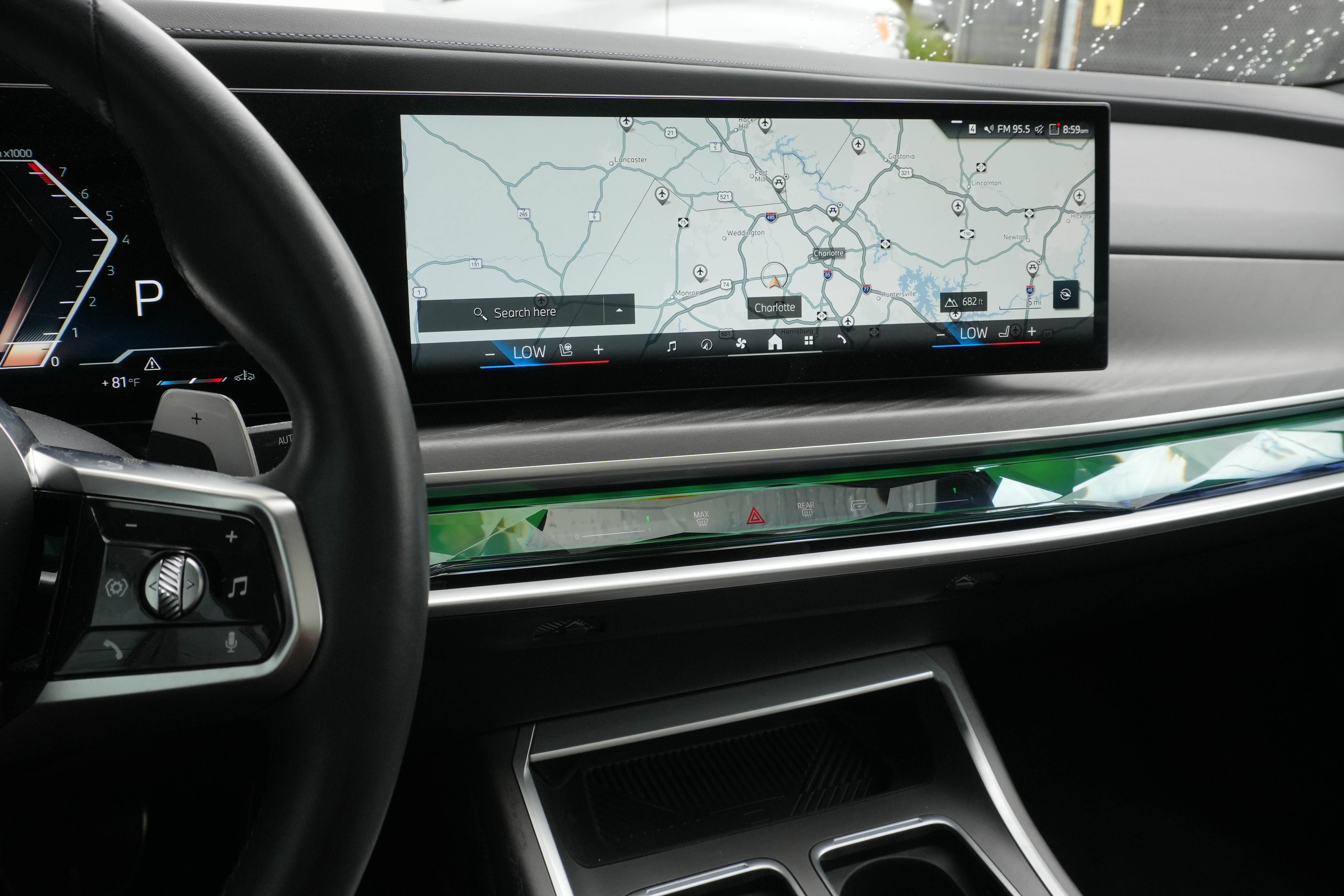 Certified 2023 BMW 740i RWD image 22