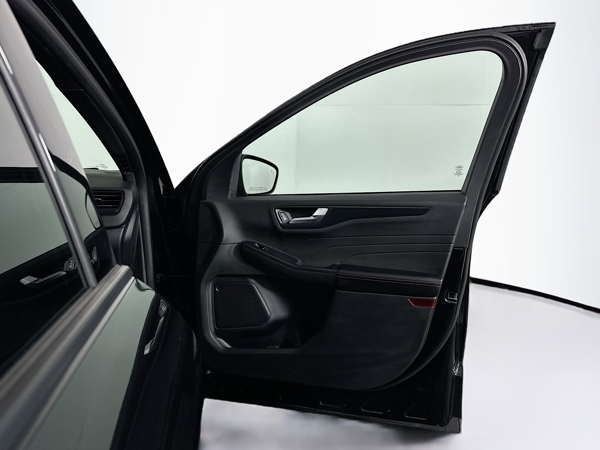 Used 2024 Ford Escape ST-Line image 32