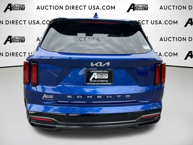 Used 2022 Kia Sorento S FWD image 5