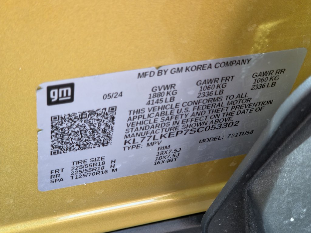 Used 2025 Chevrolet Trax ACTIV w/ Sunroof Package FWD image 32