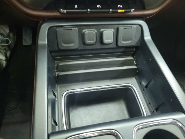 Used 2014 Chevrolet Silverado 1500 High Country AWD/4WD image 20