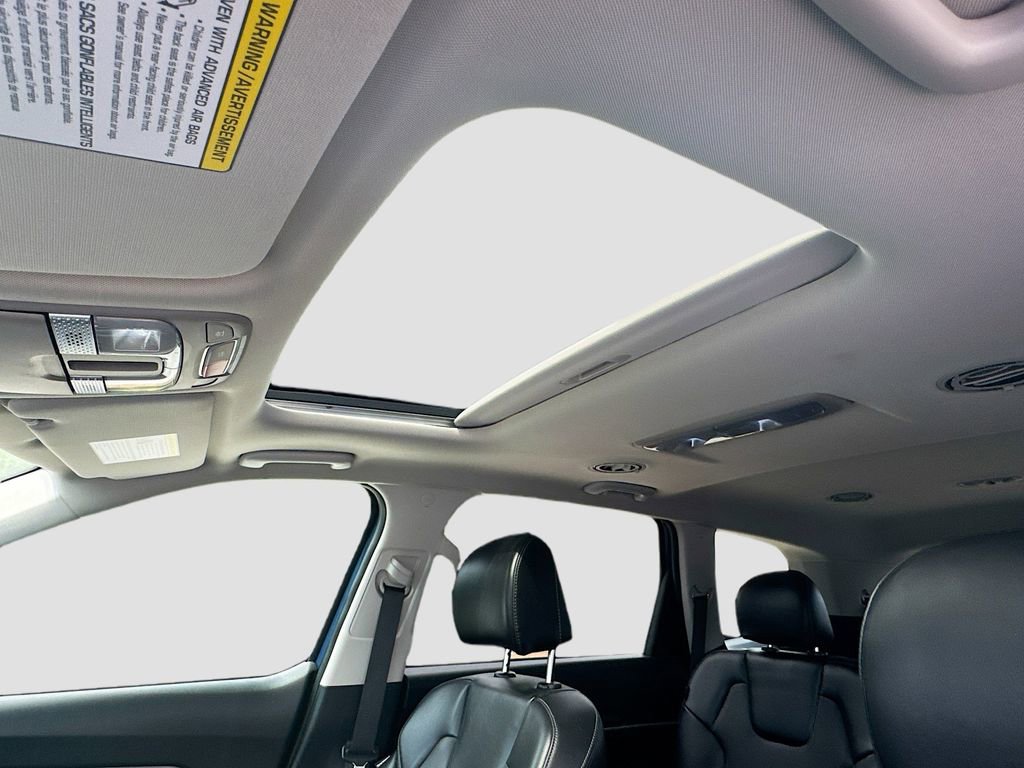 Certified 2024 Kia Telluride S w/ S Sunroof Package AWD/4WD image 24