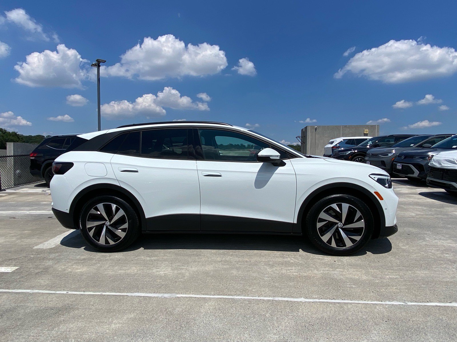 Certified 2023 Volkswagen ID.4 2WD image 2