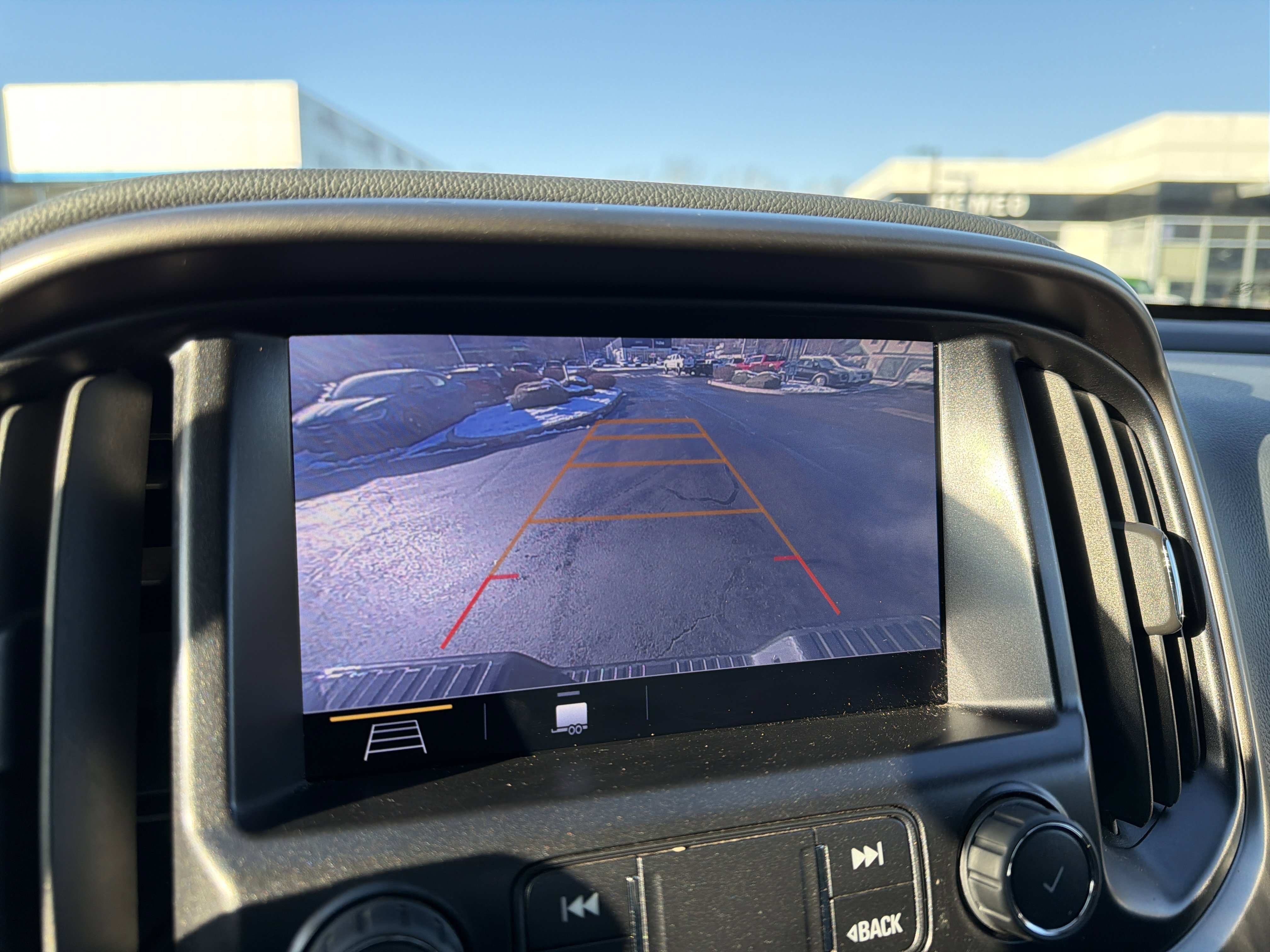 Used 2022 Chevrolet Colorado Z71 image 20