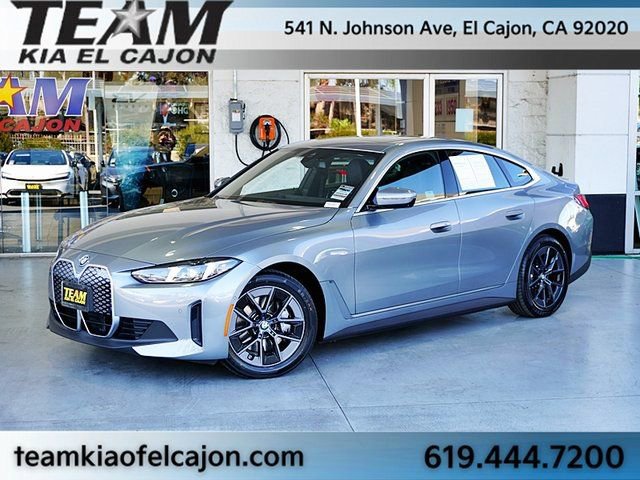 Used 2025 BMW i4 eDrive40 image 1