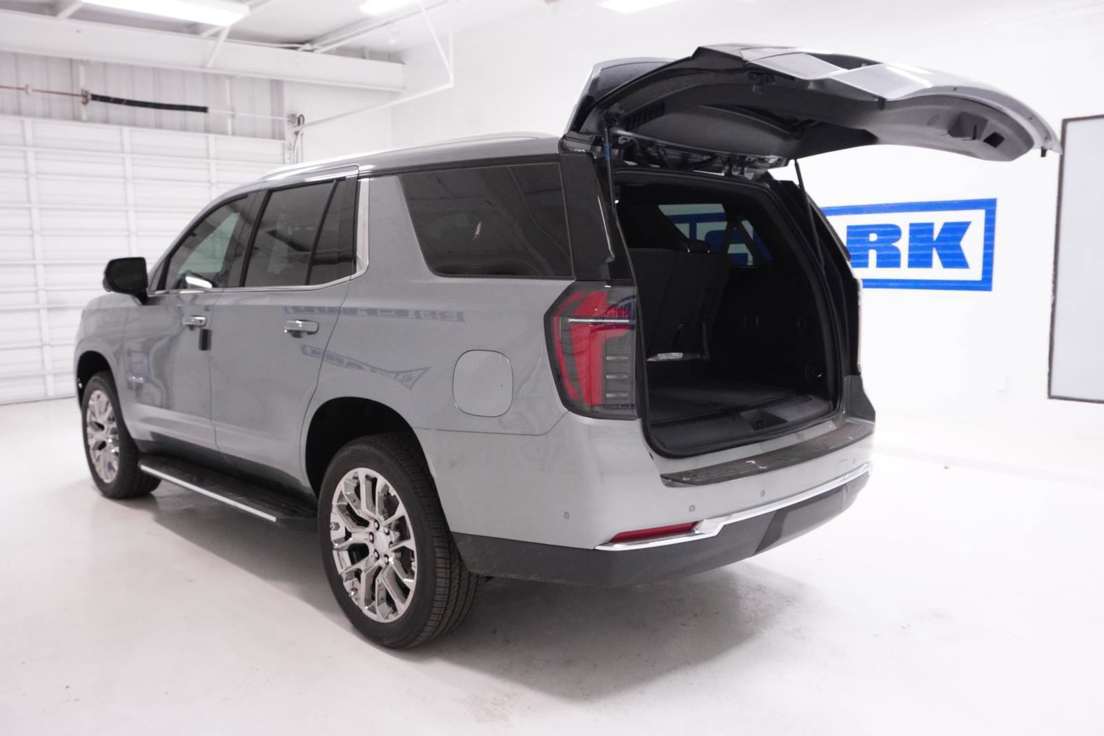 New 2026 Chevrolet Tahoe LS w/ LPO, Chrome Package image 8