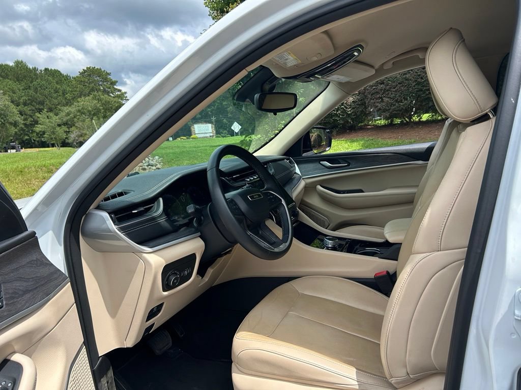 Used 2021 Jeep Grand Cherokee L Limited AWD/4WD image 40