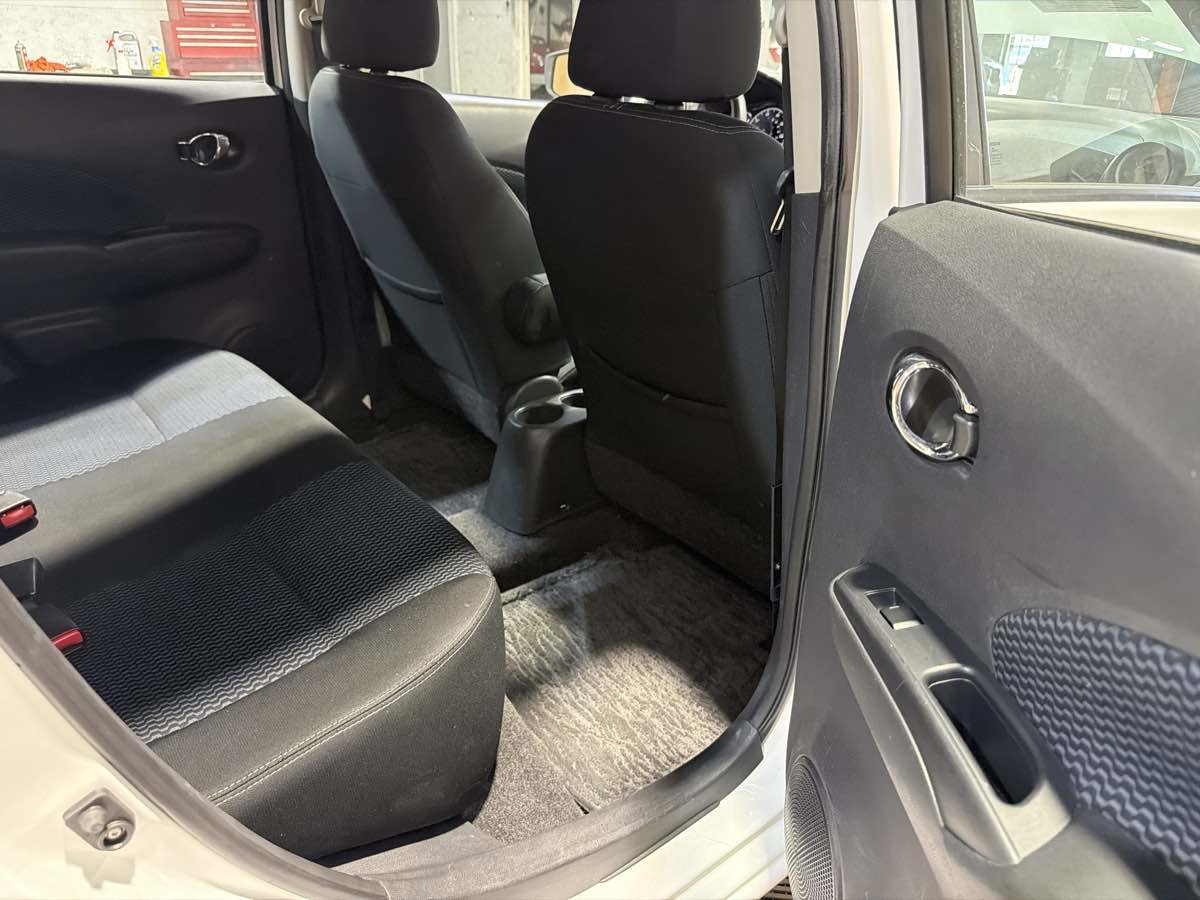 Used 2015 Nissan Versa Note SV image 23