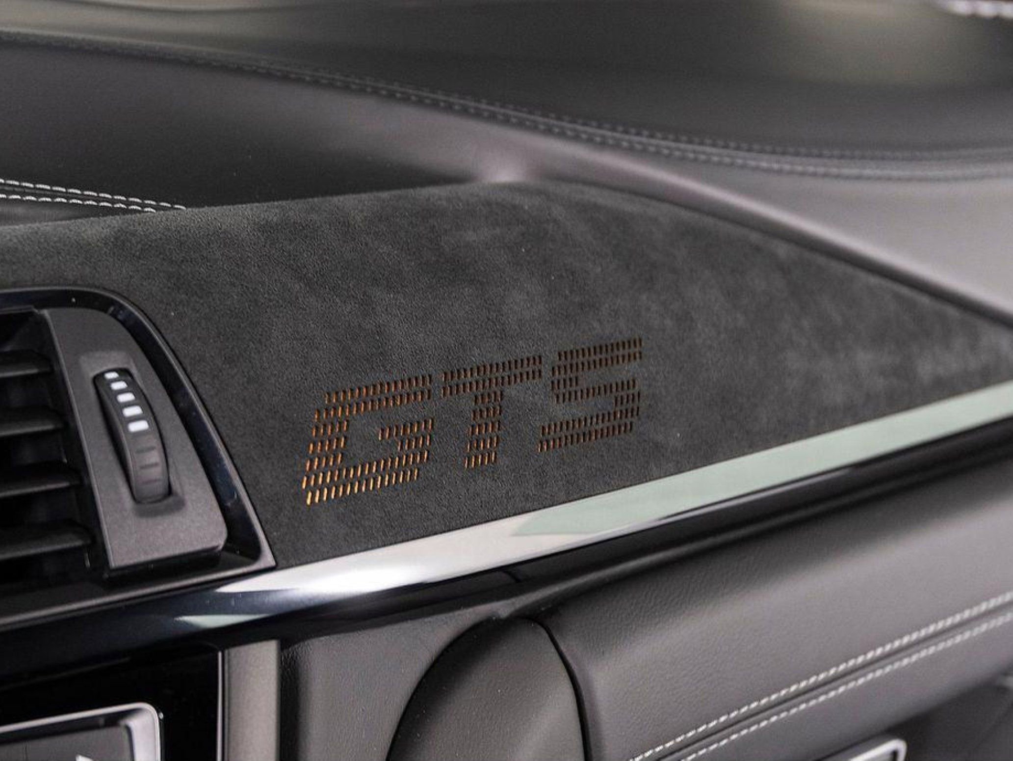 Used 2016 BMW M4 GTS image 19