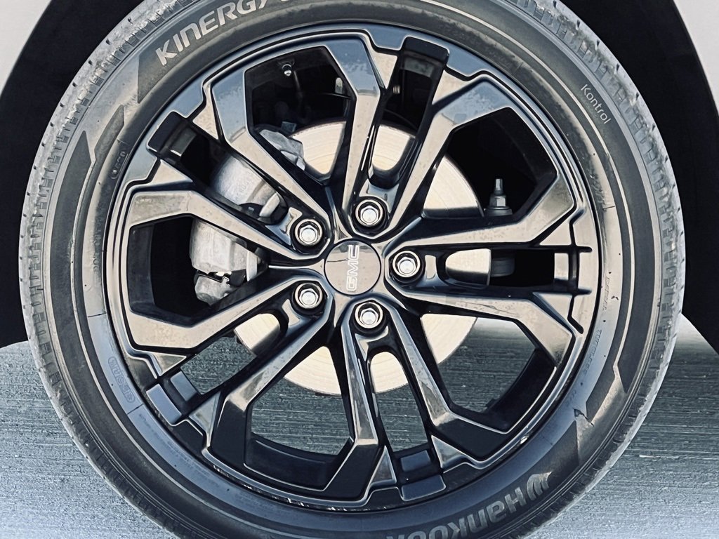 Used 2021 GMC Terrain SLT w/ Infotainment Package II image 12