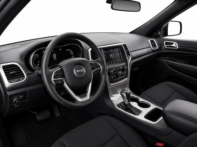 Used 2018 Jeep Grand Cherokee Laredo AWD/4WD image 13