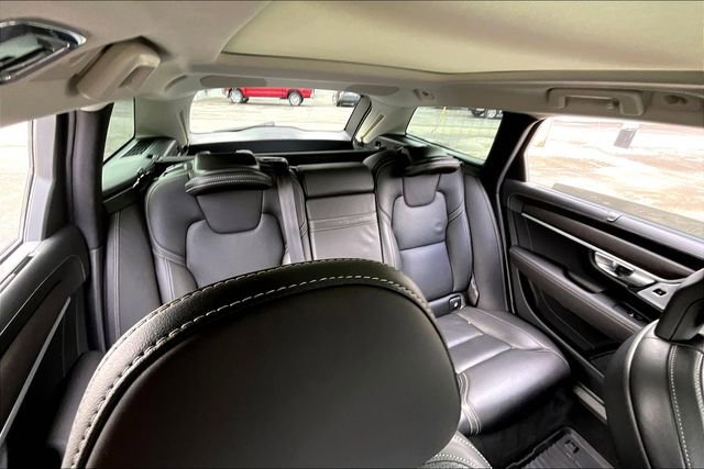 Used 2017 Volvo V90 T6 Cross Country AWD/4WD image 30