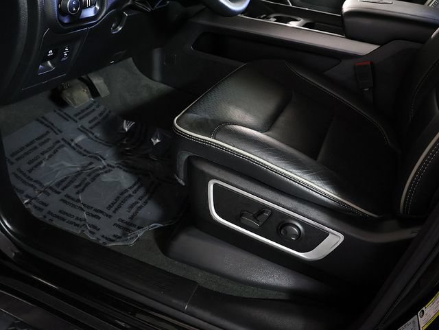 Used 2023 RAM 1500 Laramie AWD/4WD image 26