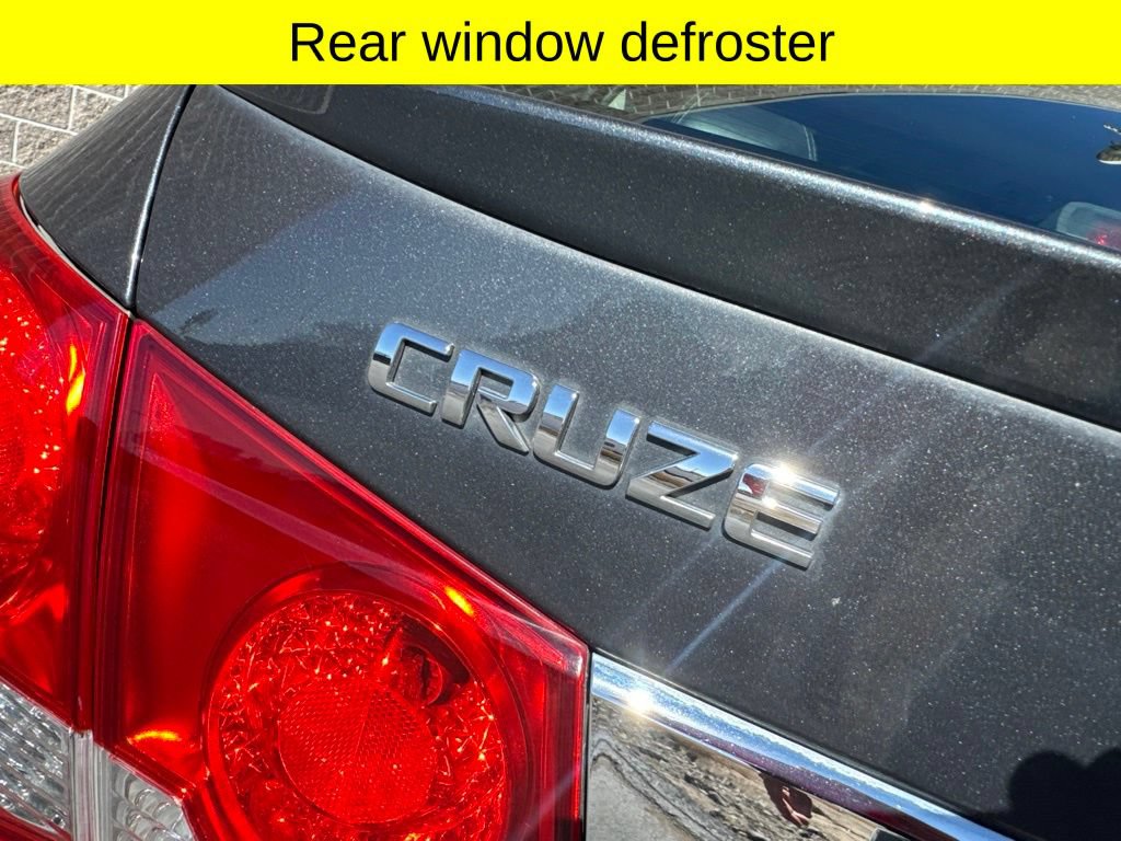 Used 2013 Chevrolet Cruze LT w/ RS Package FWD image 11