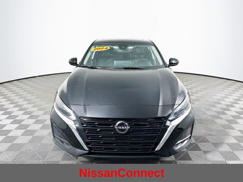 Used 2024 Nissan Altima 2.5 SV w/ SV Premium Package image 5