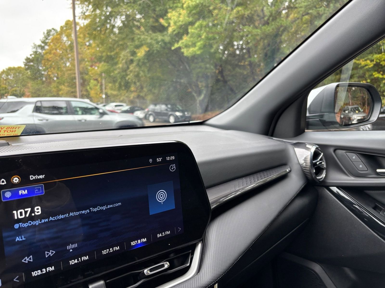 Used 2025 Chevrolet Equinox LT image 35