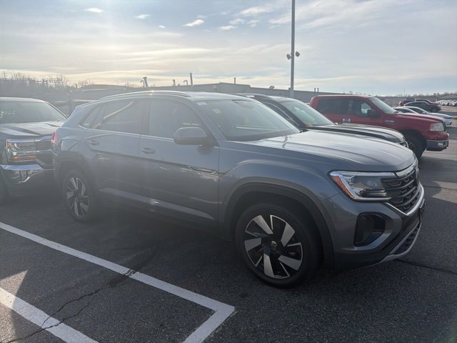 Used 2024 Volkswagen Atlas Cross Sport SE