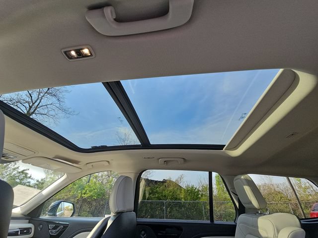 Used 2025 Lincoln Aviator Reserve w/ Illumination Package AWD/4WD image 21