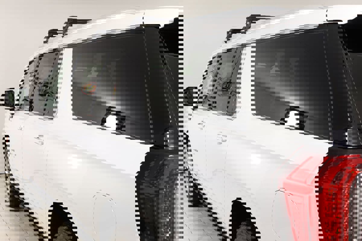 Used 2021 GMC Yukon XL Denali w/ Denali Ultimate Package image 53