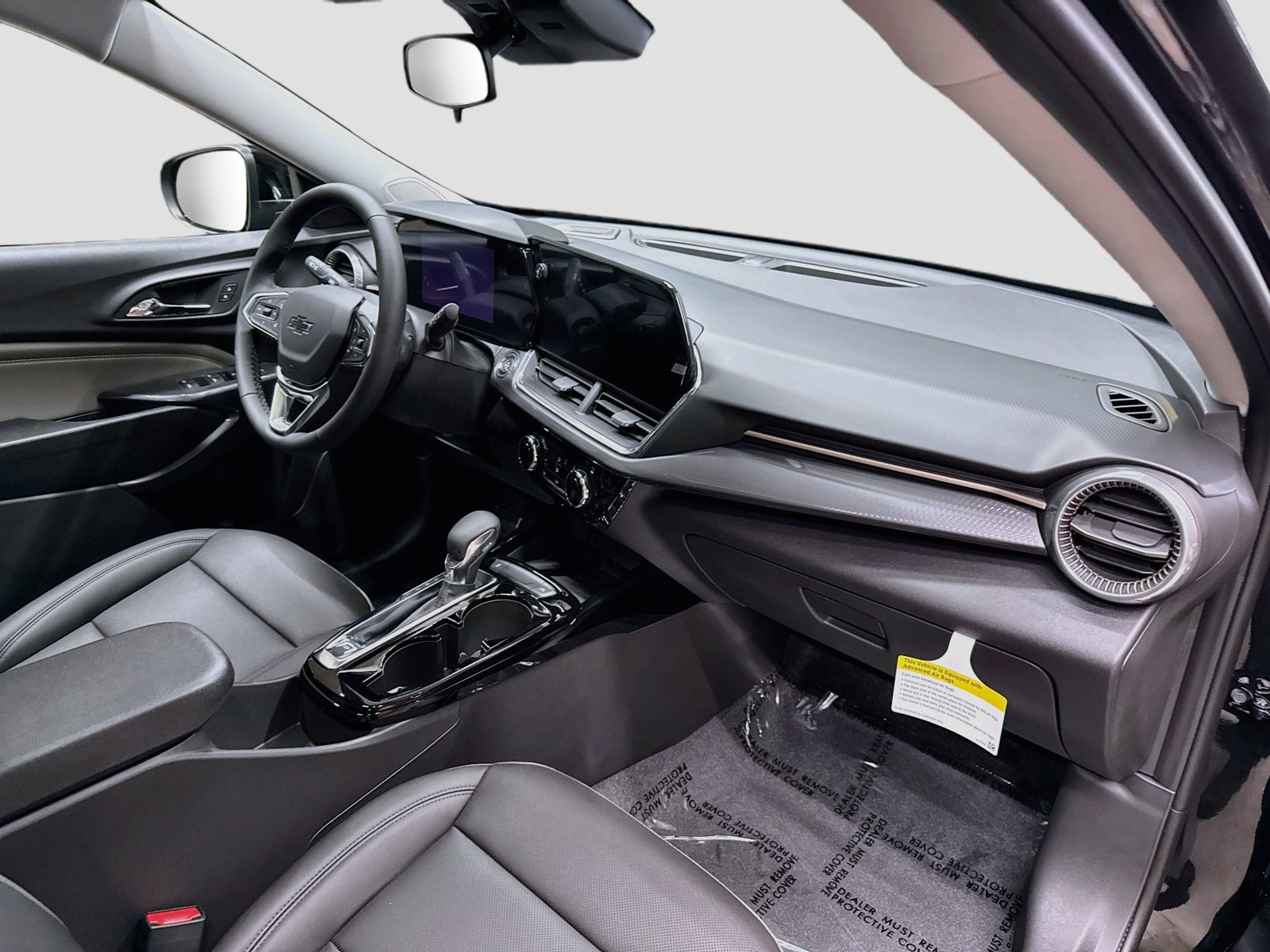 New 2026 Chevrolet Trax ACTIV w/ Sunroof Package FWD image 32