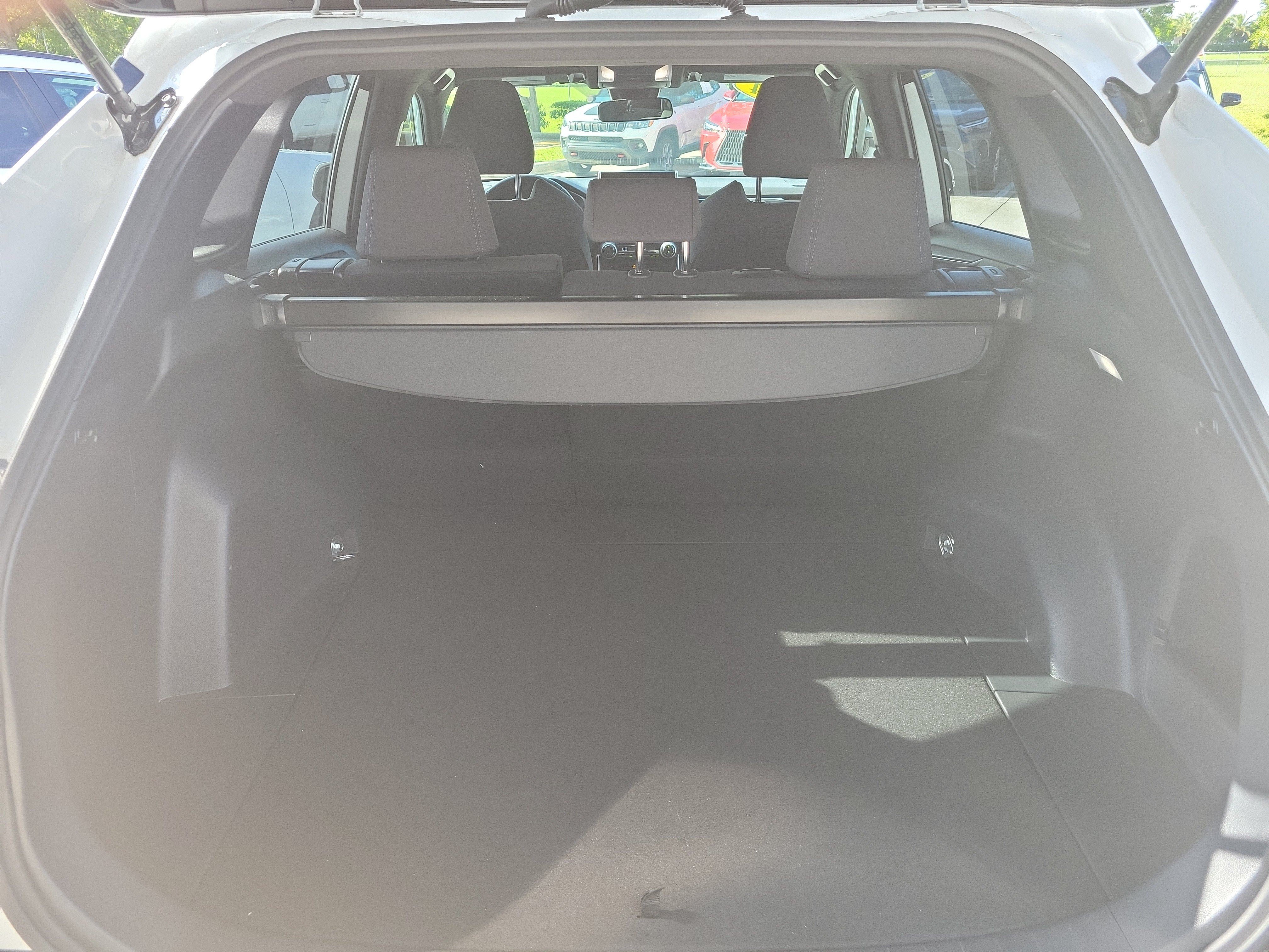 Certified 2024 Toyota RAV4 SE AWD/4WD image 11