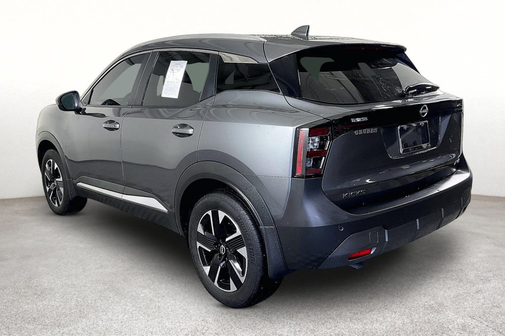 Certified 2025 Nissan Kicks SV w/ SV Premium Package AWD/4WD image 14