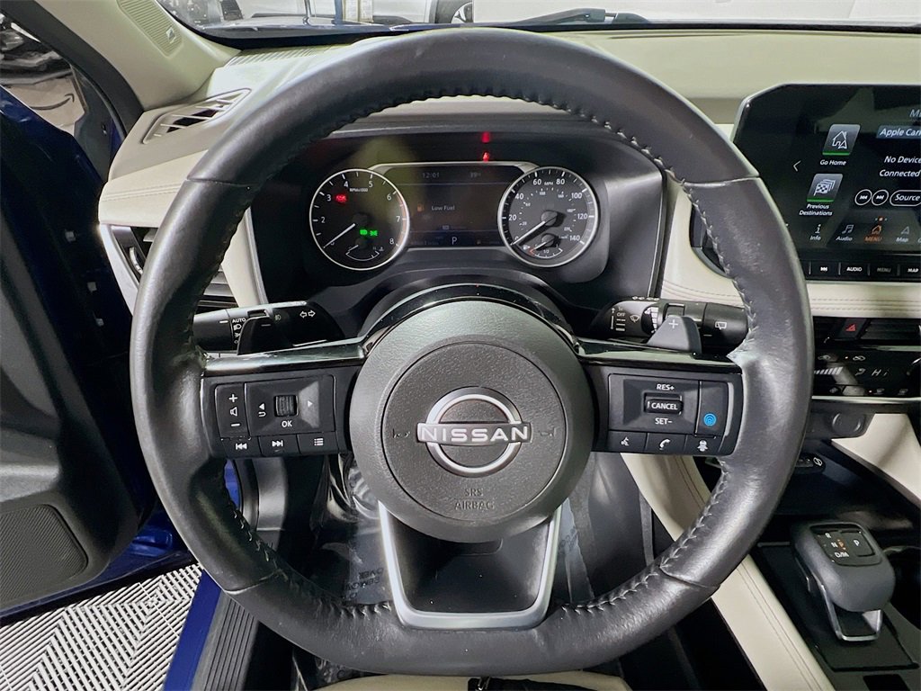 Used 2022 Nissan Rogue SL w/ SL Premium Package image 11