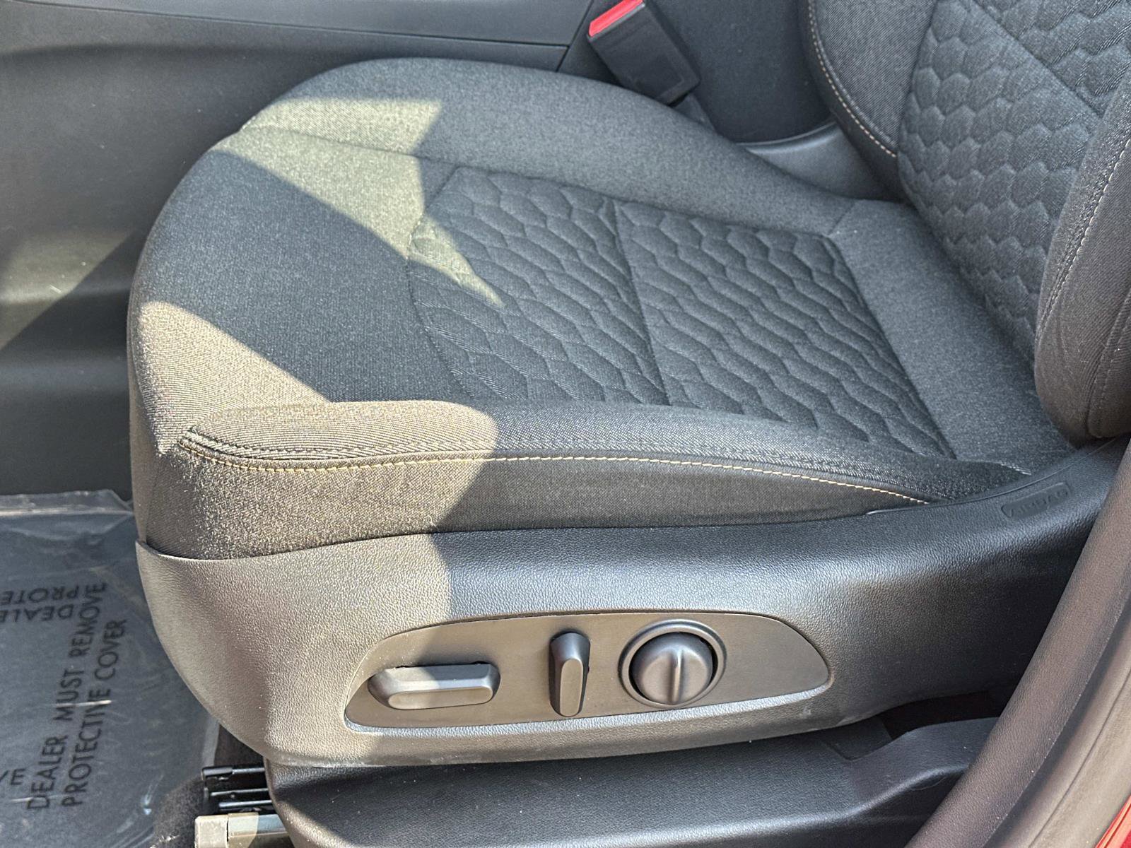 Certified 2020 Chevrolet Equinox LT AWD/4WD image 17