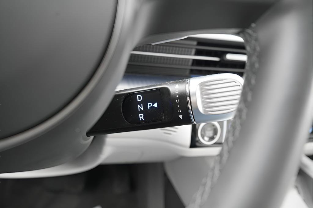 Used 2024 Hyundai Ioniq 6 SEL AWD/4WD image 31