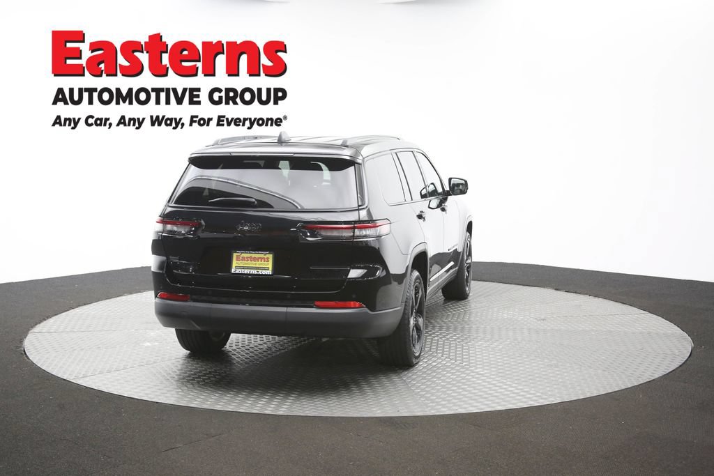 Used 2023 Jeep Grand Cherokee L Laredo AWD/4WD image 40