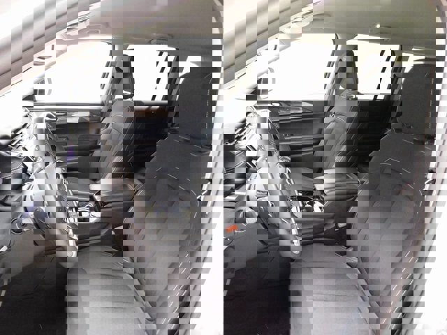 Used 2022 Jeep Grand Cherokee Laredo image 9