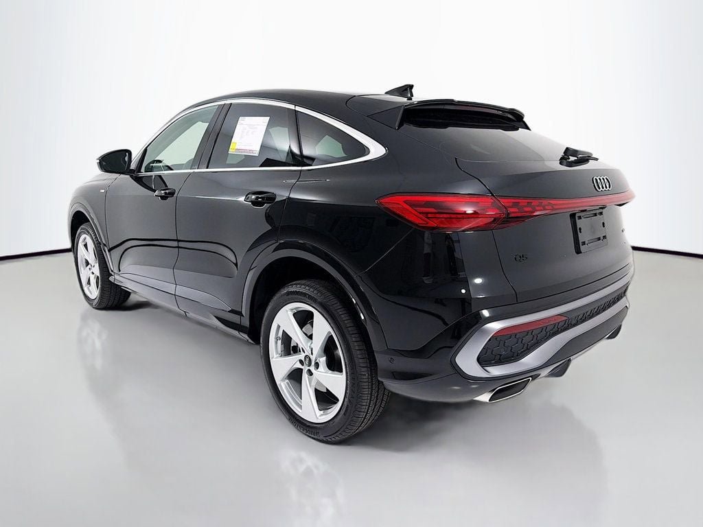 Used 2025 Audi Q5 Premium Plus w/ Premium Plus AWD/4WD image 5