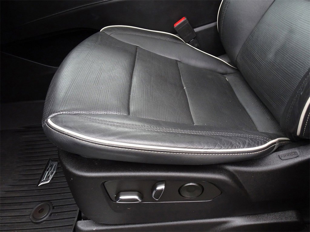 Certified 2022 Cadillac Escalade ESV Premium Luxury image 9