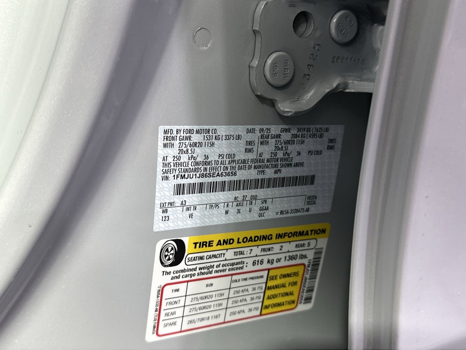 New 2025 Ford Expedition Active image 45