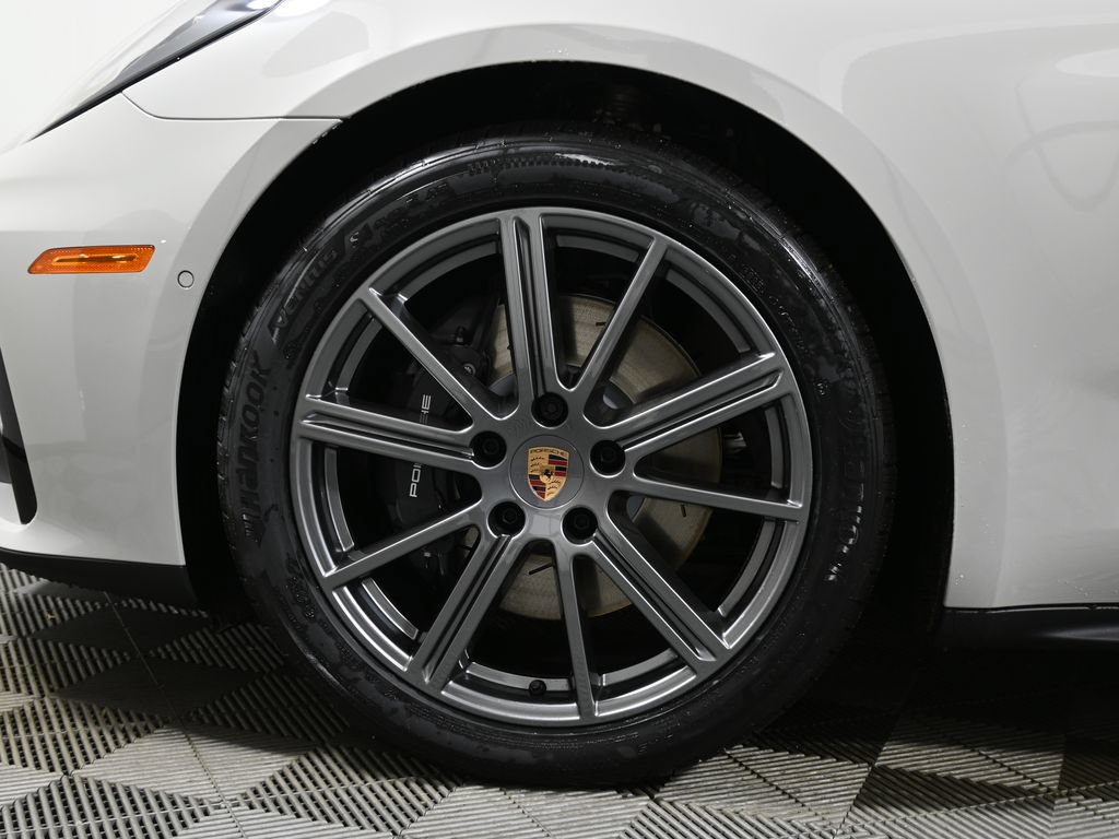 Used 2026 Porsche Panamera 4 AWD/4WD image 12