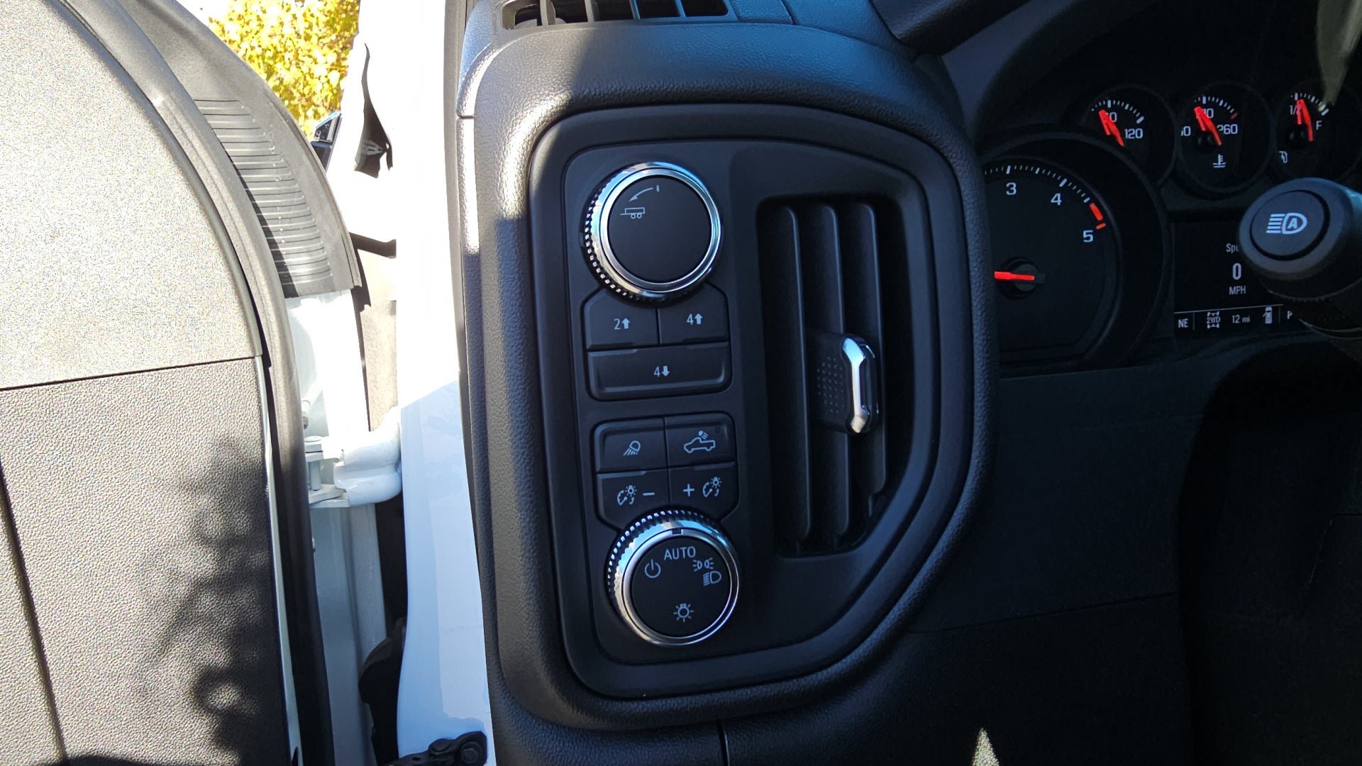 New 2025 GMC Sierra 3500 Pro w/ 1SA Pro Safety Plus Package AWD/4WD image 22