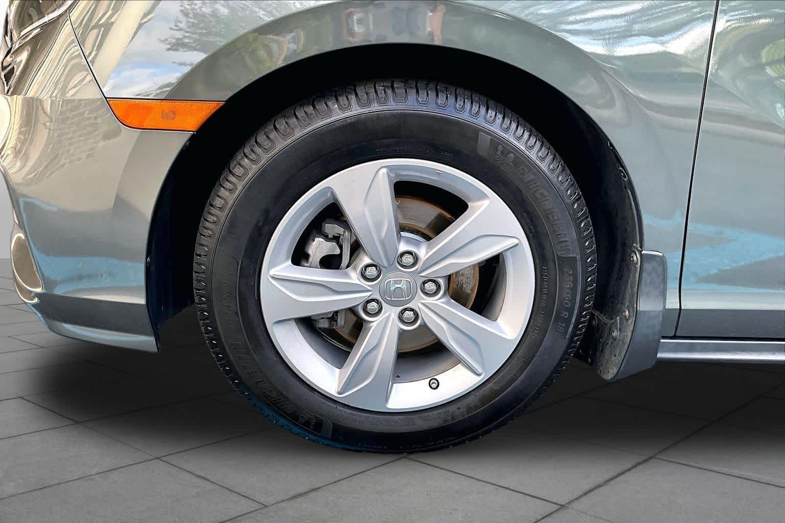 Used 2020 Honda Odyssey EX-L image 11