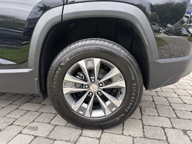 Used 2027 Chevrolet Equinox LT FWD image 11
