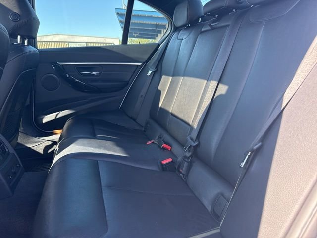 Used 2017 BMW 330e RWD image 17