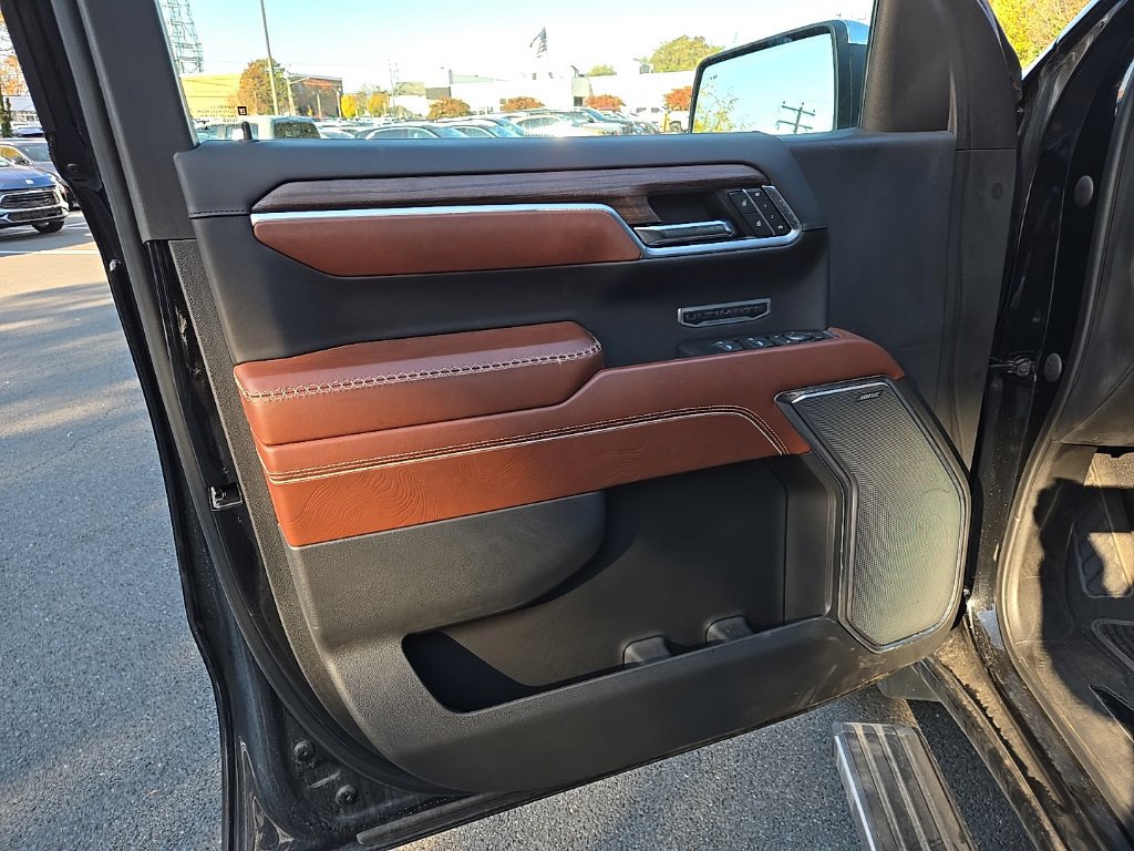 Used 2022 GMC Sierra 1500 Denali Ultimate AWD/4WD image 12