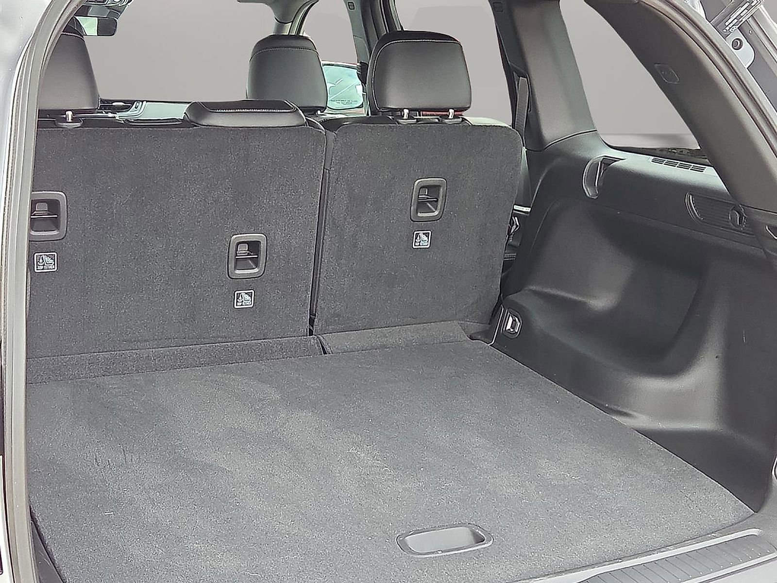 New 2025 Jeep Grand Cherokee Limited w/ Black Appearance Package image 8