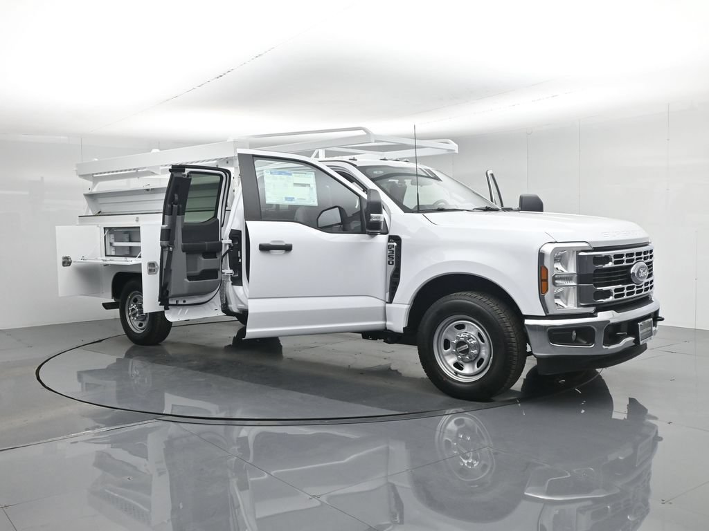 New 2026 Ford F350 XL w/ XL Chrome Package RWD image 41