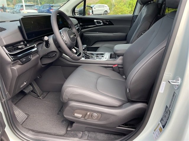 Certified 2025 Kia Carnival SX Prestige image 5