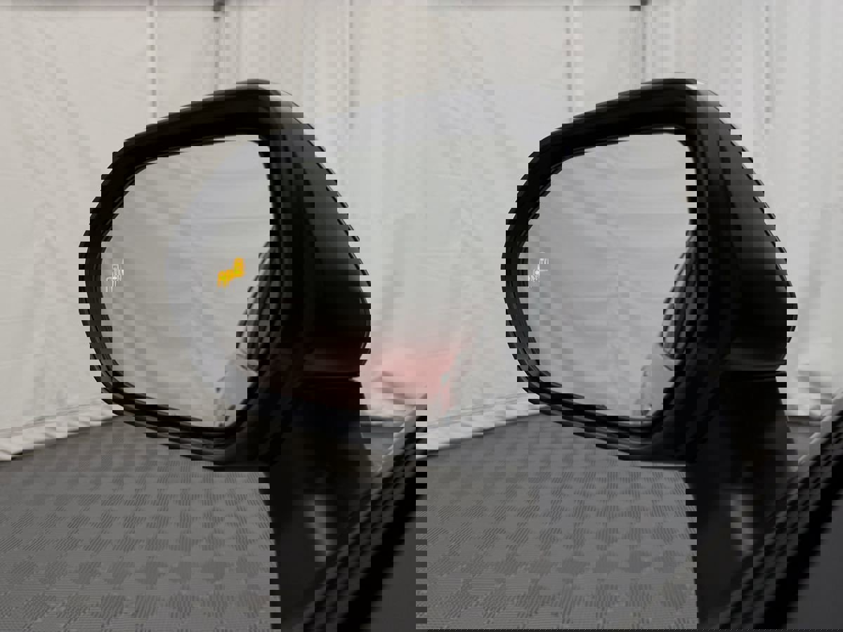 Used 2025 Toyota Camry LE image 17