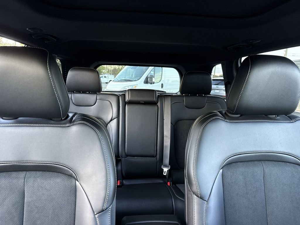 New 2025 Jeep Grand Cherokee Altitude image 26