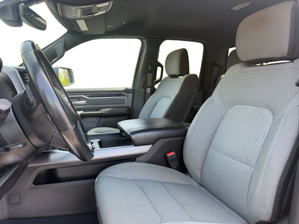 Used 2022 RAM 1500 Big Horn AWD/4WD image 9