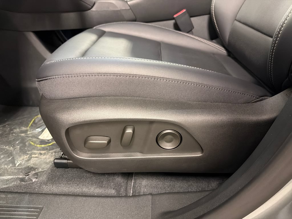 New 2027 GMC Terrain Elevation w/ Elevation Premium Package FWD image 20